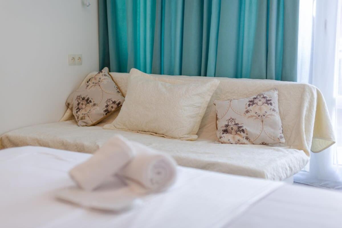 Cozy Studio Apartment In The Heart Of Batum Ngoại thất bức ảnh