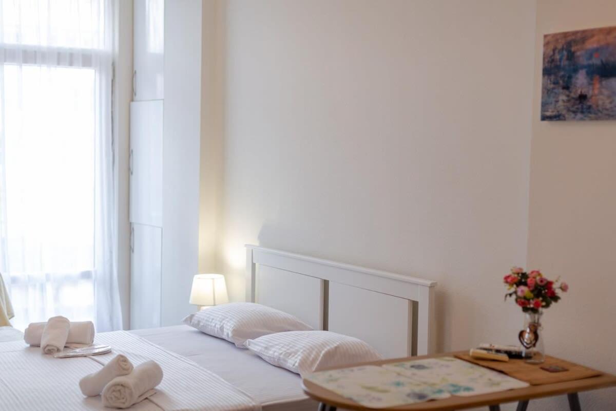 Cozy Studio Apartment In The Heart Of Batum Ngoại thất bức ảnh